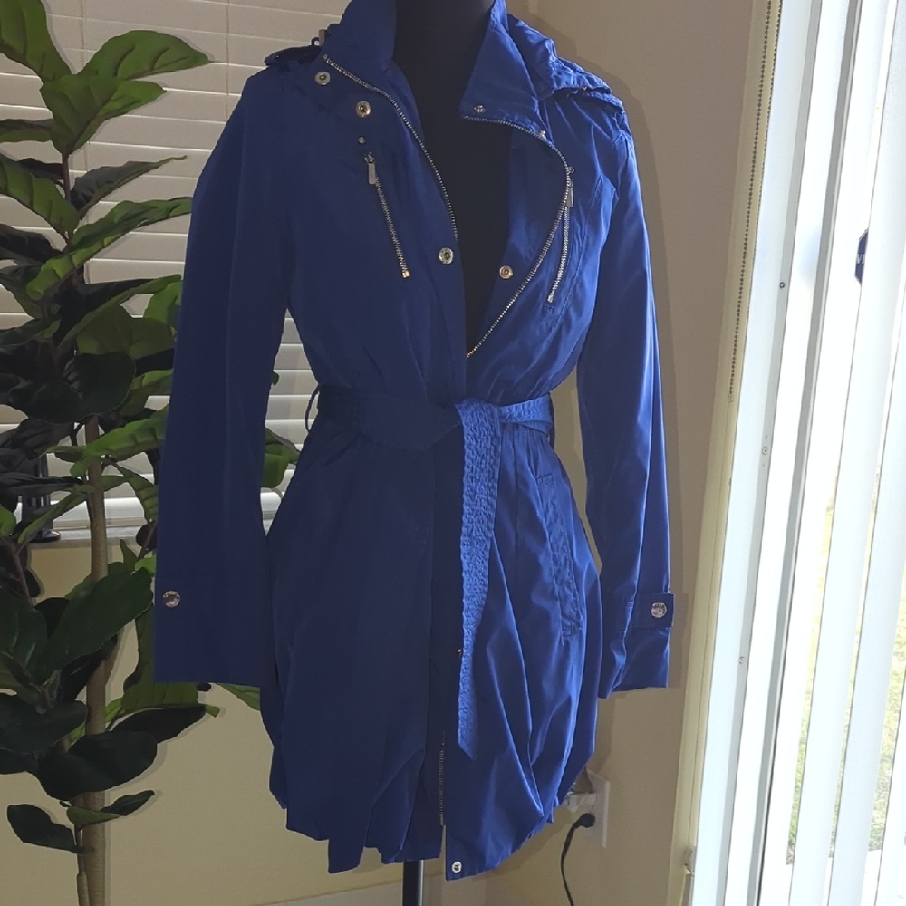 Laundry By Shelli Segal Blue Trench Coat with Belt